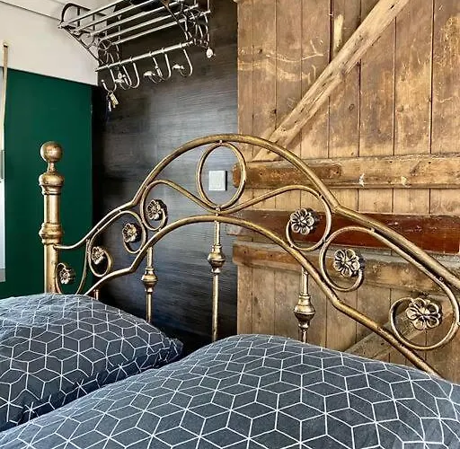 Gleis 1, Eisenbahn Waggon Mit Whirlpool Und Ofen Σπίτι διακοπών