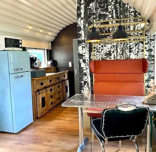 Casa de Férias Gleis 1, Eisenbahn Waggon Mit Whirlpool Und Ofen Dahlem (Euskirchen)