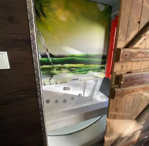 Feriehus Gleis 1, Eisenbahn Waggon Mit Whirlpool Und Ofen Dahlem (Euskirchen)