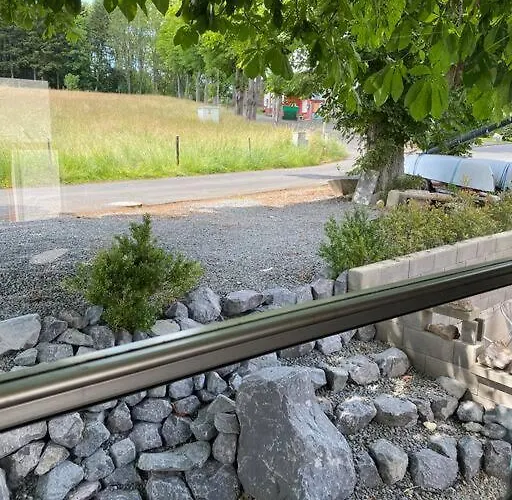 Gleis 1, Eisenbahn Waggon Mit Whirlpool Und Ofen Feriehus Dahlem (Euskirchen)