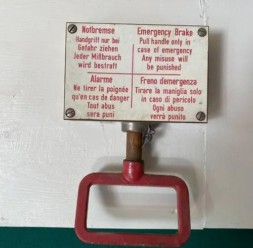 Σπίτι διακοπών Gleis 1, Eisenbahn Waggon Mit Whirlpool Und Ofen *